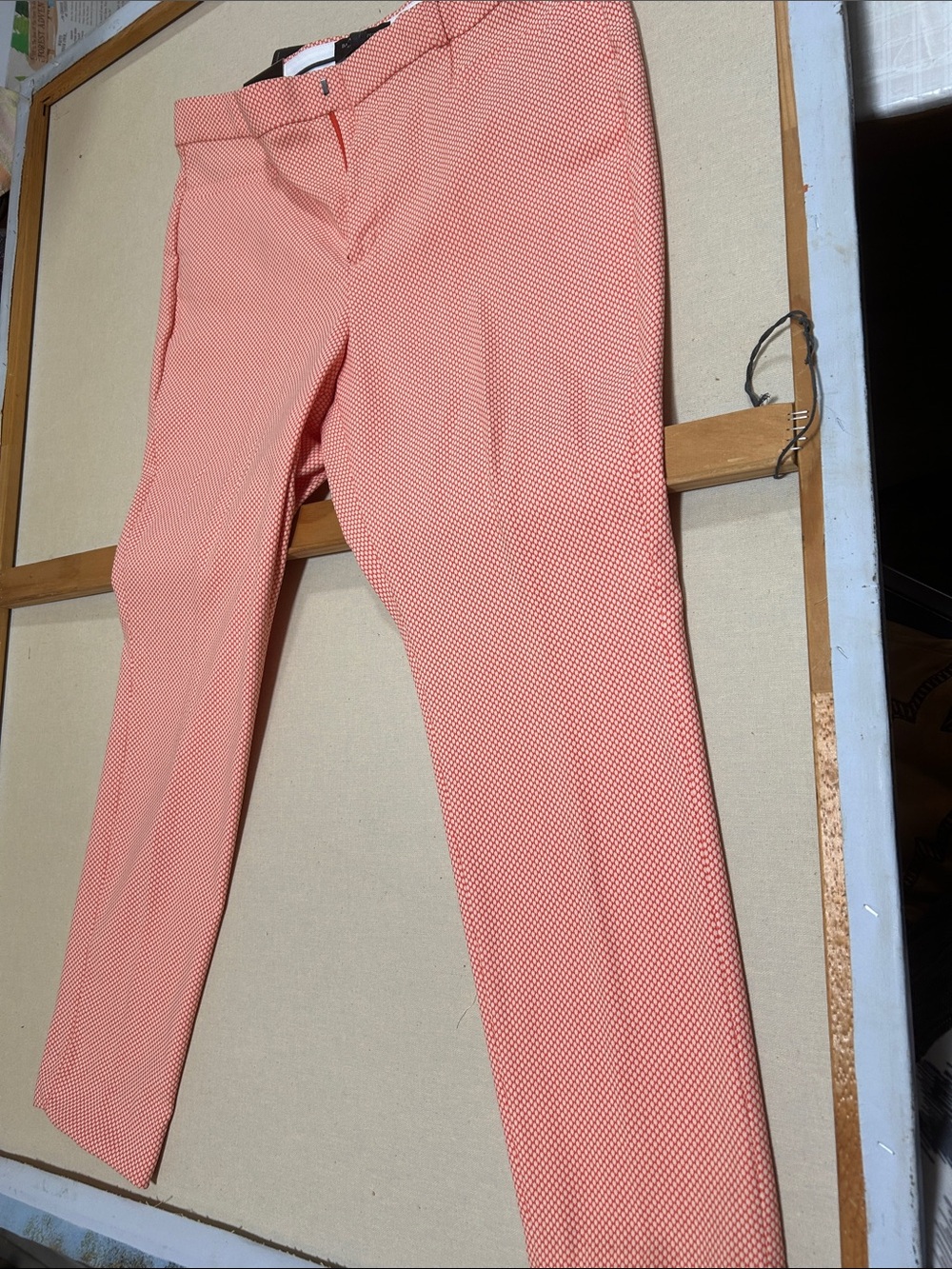 BANANA REPUBLIC Coral Textured Dress Pants - Peach/Coral